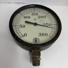 Antique 1930s Moto Meter Gauge & Equipment Corp Pressure Gauge 300 PSI Toledo OH picture