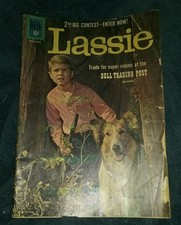 M-G-M's LASSIE #55 Dell Photo Cover TV Comic 1961 g picture