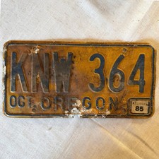 Vintage 1985 Oregon License Plate KNW 364 Yellow Blue Rustic Garage Decor picture