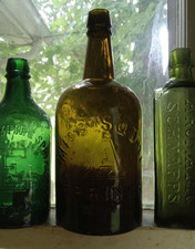 MISSISQUOI A SPRINGS 1870s ODD GREEN QUART SHELDON,VERMONT MINERAL WATER BOTTLE picture