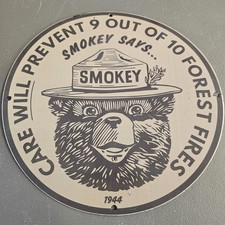 VINTAGE 1944 SMOKEY BEAR 12