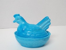 Vintage Delphite Blue Slag Milk Glass Hen on Nest. picture