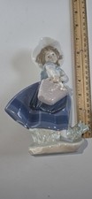 Lladro Heritage 5222 Pretty Pickings Girl Basket Flowers Figurine 1983 picture