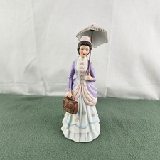 FIRST 1978 Avon President's Club Porcelain Mrs. Albee Award Figurine VTG. No Box picture