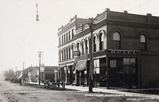 Street scene, Breckenridge, MN Minnesota 1908 RPPC Photo Postcard Copy picture