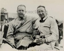 1935 Press Photo John Cobb, T.E. Rose-Richards after victory, Brooklands England picture