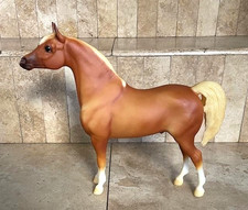 Vtg 90s Breyer Horse #933 Sundown Proud Arabian Stallion Flaxen Chestnut picture