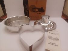 *The Pampered Chef* Springform Cake Pan 3-Piece Set Bundt Heart Shape #1540 NEW picture