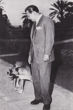 1955 Press Photo Emperor of Annam and Indo-China Bao Dai with Pet Dog in France picture