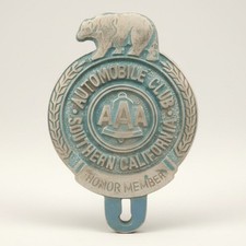 AAA Automobile Club 1902 Bear FOB License Plate Topper picture