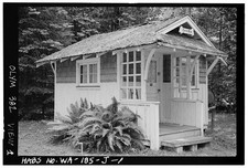 Photo:Rosemary Inn Cara Mia Cabin 1900s Facade Cabin View Northwest picture