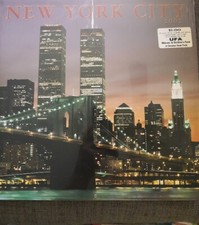 2002 NEW YORK TWIN TOWERS Calendar, Printed 2001, ONE 0F A KIND, orginal wrap. picture