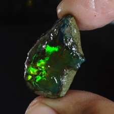 19.40 Ct 100% Natural Ethiopian Crystal Oil Opal Play Of Color Rough Specimen picture