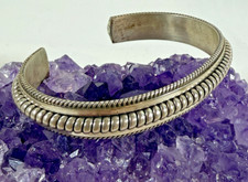 VTG Verna and Franklin Tahe Navajo Hand Wrought Sterling Silver 7-1/2