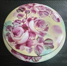 ANTIQUE LIMOGES WHITE W/PINK ROSES FLORAL PORCELAIN DRESSER VANITY BOX picture