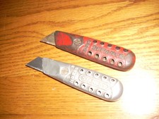 Vintage Lot of 2 Utility Knifes Or Box Cutters Defiance 1299 and Stanley 299. picture