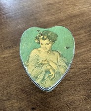 Vintage Art Deco 1920s  Tindeco Heart Shaped Metal Tin  4.5”x3.5”x1.75” Hinged picture