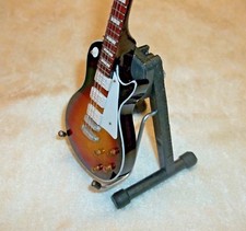 MINIATURE 1/6 FIGURE 1/4 DOLL SCALE MINI ELECTRIC GUITAR DISPLAY STAND ONLY  picture