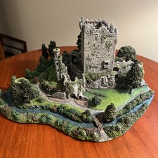 Vintage Danbury Mint Blarney Castle Ireland 3D replica Diorama miniature picture