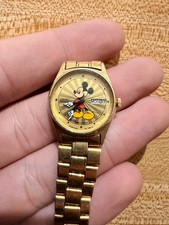 1980’s Vintage Seiko Mickey Mouse Starburst Day/date Gold-toned Watch (G-33) picture