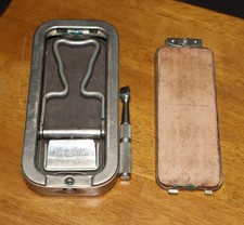 VTG ROLLS RAZOR England picture