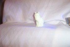Vintage Mosser  Sandalwood Sitting Cat #101 Glass Figurine Cambridge OH~Glows picture