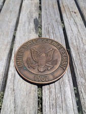 Vintage 1962 United States Science Exhibit Bronze Medallion Medallic Art Co NY picture
