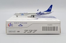 KLM B737-900 Reg: PH-BXO JC Wings Scale 1:400 Diecast model XX40003 (E) picture