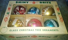 Vintage SHINY BRITE  Christmas Ornaments JUMBO 4 inch size w/  rare SB COLOR BOX picture
