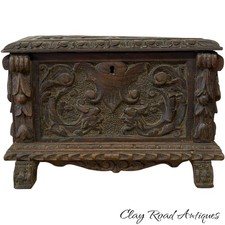 Antique  Carved Wood Renaissance Revival Trinket Box Casket Figural Relief picture