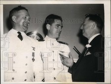 1941 Press Photo DC Navy Secy Frank Knox Distinguished Crosses awarded picture