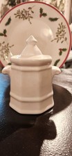 Vtg Pfaltzgraff Heritage White Sugar Bowl with Lid Made in USA Castle Mark Mint picture