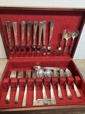 Wm A Rogers AA Heavy Oneida LTD Flatware Artistic Pattern 50 Pieces picture