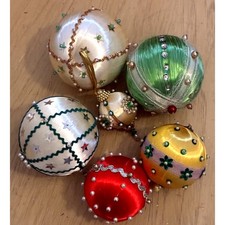 6 VTG handmade push pin christmas ornaments satin wrapped beaded Bling 60s 70s picture