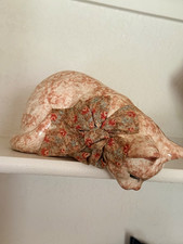 Vintage Katy’s Country Charm Peek A Boo Cat Ceramic Pink Cottage Statue 5”inch picture