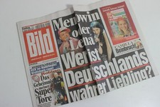Bildzeitung 09/04/2010 April 9/4/2010 Special Occasion Gift picture
