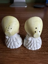salt and pepper shakers vintage glass picture
