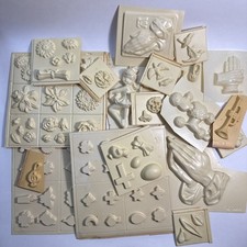 VTG WILTON MOLDS LOT CHICAGO WHITE PLASTIC SUGAR CANDY Religious Holiday & Misc picture