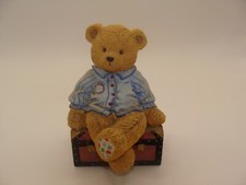 Bronson Collectibles 1995 Teddy Bear Sitting On Trunk 3.5
