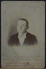 Antique CDV Photo of Male Great Eyes H.O. Schroeter Floating Studio Art 1890 picture