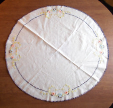Vintage Embroidery SMALL ROUND TABLECLOTH Floral 32.5