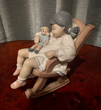 Lladro MINT condition “Nap Time” picture