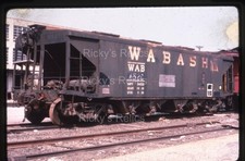 Duplicate Slide WAB #4520 Covered Hopper Wabash 1984 St. Louis  MO picture