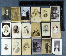 [18] ANTIQUE VARIOUS PLACES - MEN / WOMEN / CHILDREN CDV LOT COLLECTIBLES LOT picture
