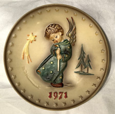 HUMMEL FIGURE PLATE 1971 HAND PAINTED GOEBEL PORCELAIN W GERMANY HEAVENLY ANGEL picture