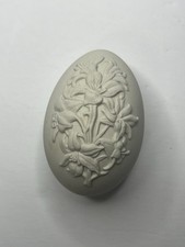 Rare Wedgwood White On White Jasperware Egg Trinket Box Floral Super Unique picture