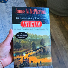 James M. McPherson Crossroads of Freedom: Antietam (Oxford) Paperback picture