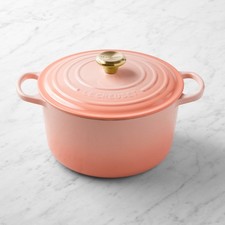 Le Creuset Enameled Cast Iron Signature Deep Round Oven, 6 1/2-Qt. picture