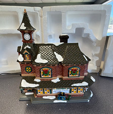 Department 56 Snow Village Village Station Painted Ceramic Building Boxed picture