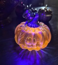 Wilkerson Signed 2026 Green Art Glass Pumpkin UV Cadmium Glow Orange/Pink picture